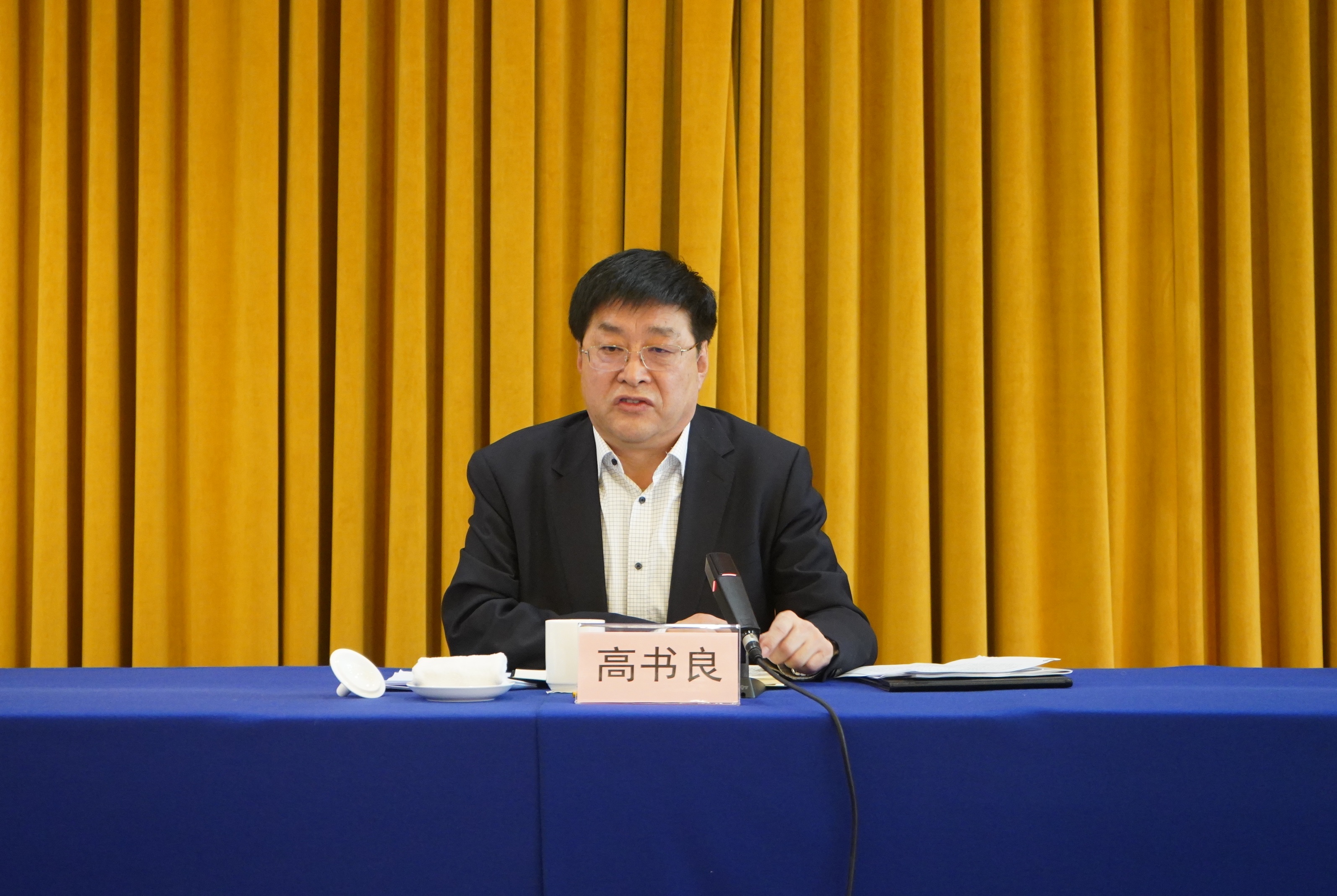 高书良指出,巩固国家卫生城市创建成果是建设"精致城市·幸福威海"的